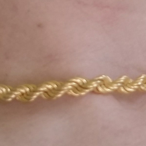 Les Bernard gold chain - Picture 5 of 12